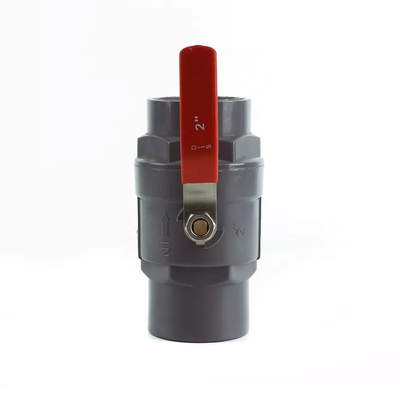 Graue Kugelventil-rostfreie Griff-PVC-Ventile UPVC zweiteilige