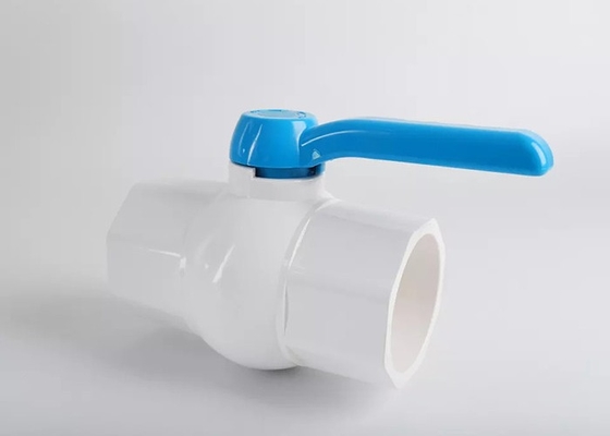 Weißer Weisen-PVC-Vierteldrehungs-Ventil-Kunststoffgriff des PVC-Wasserleitungs-Kugelventil-1